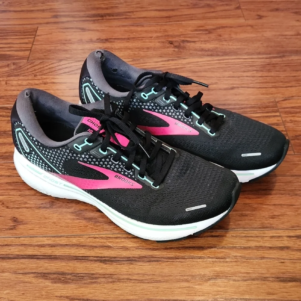 Brooks Womens Ghost 14 Running Shoes